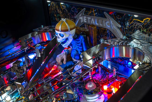 Stern Pinball x Metallica Remastered - 2024 Premium Model, 